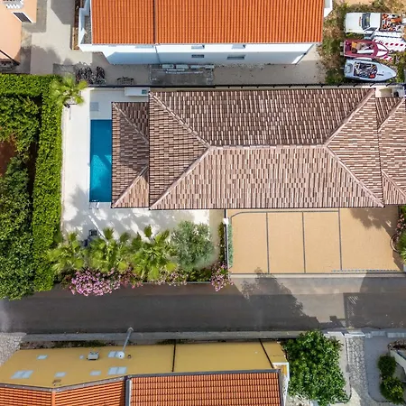 Marevia - Luxury Pool Near Villa Vir
